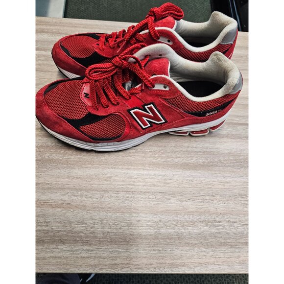 Men\'s Size 9.5 New Balance 2002R Team Red Comfort Laced Low Top Shoes M2002RDR main image 12